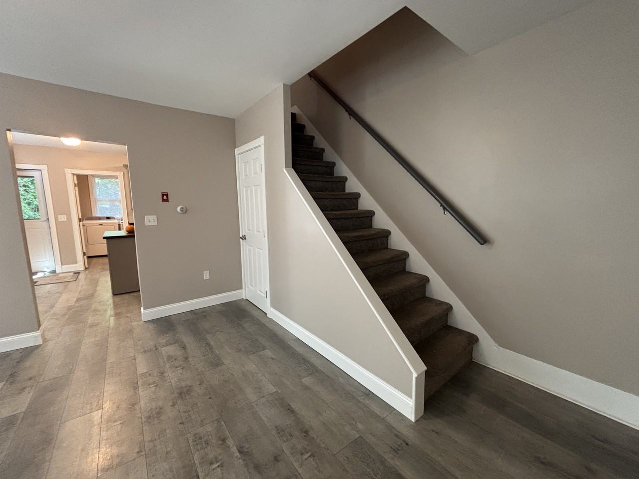 1744 Farmington Ave #1 - Photo 5 of 20