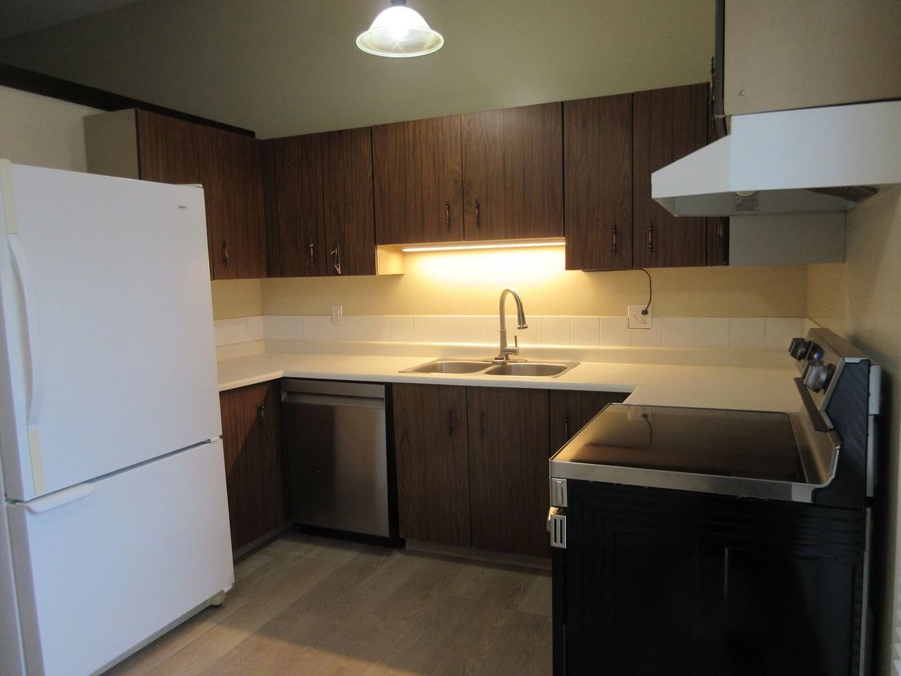 31 Brae Glen Crt Sw - Photo 4 of 14