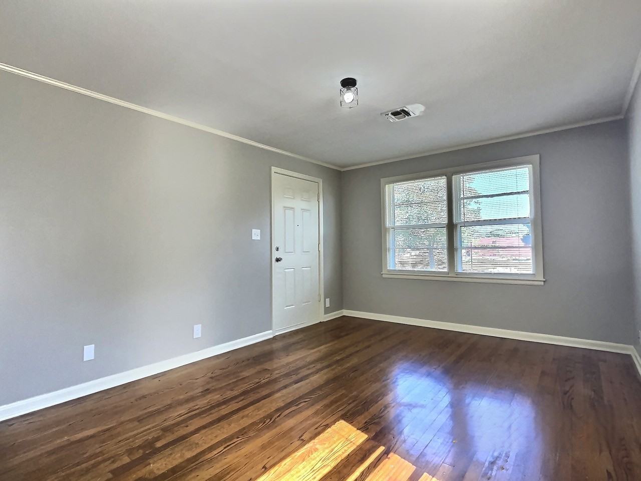 3928 E 1st St #NA - Photo 3 of 12