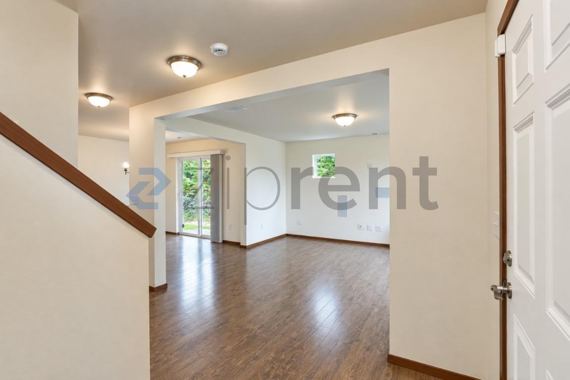 1821 73rd Ave Se - Photo 2 of 21