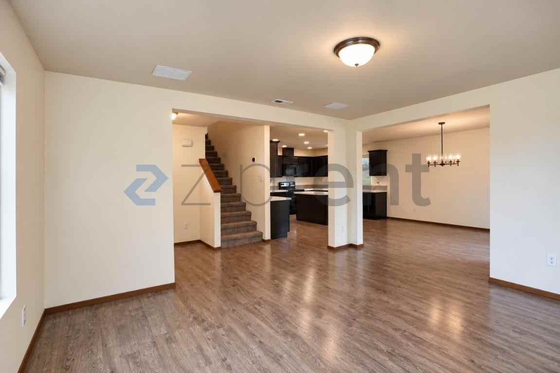 1821 73rd Ave Se - Photo 6 of 21