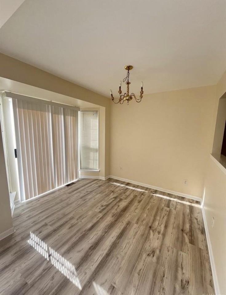 3112 Village Cir - Photo 5 of 25