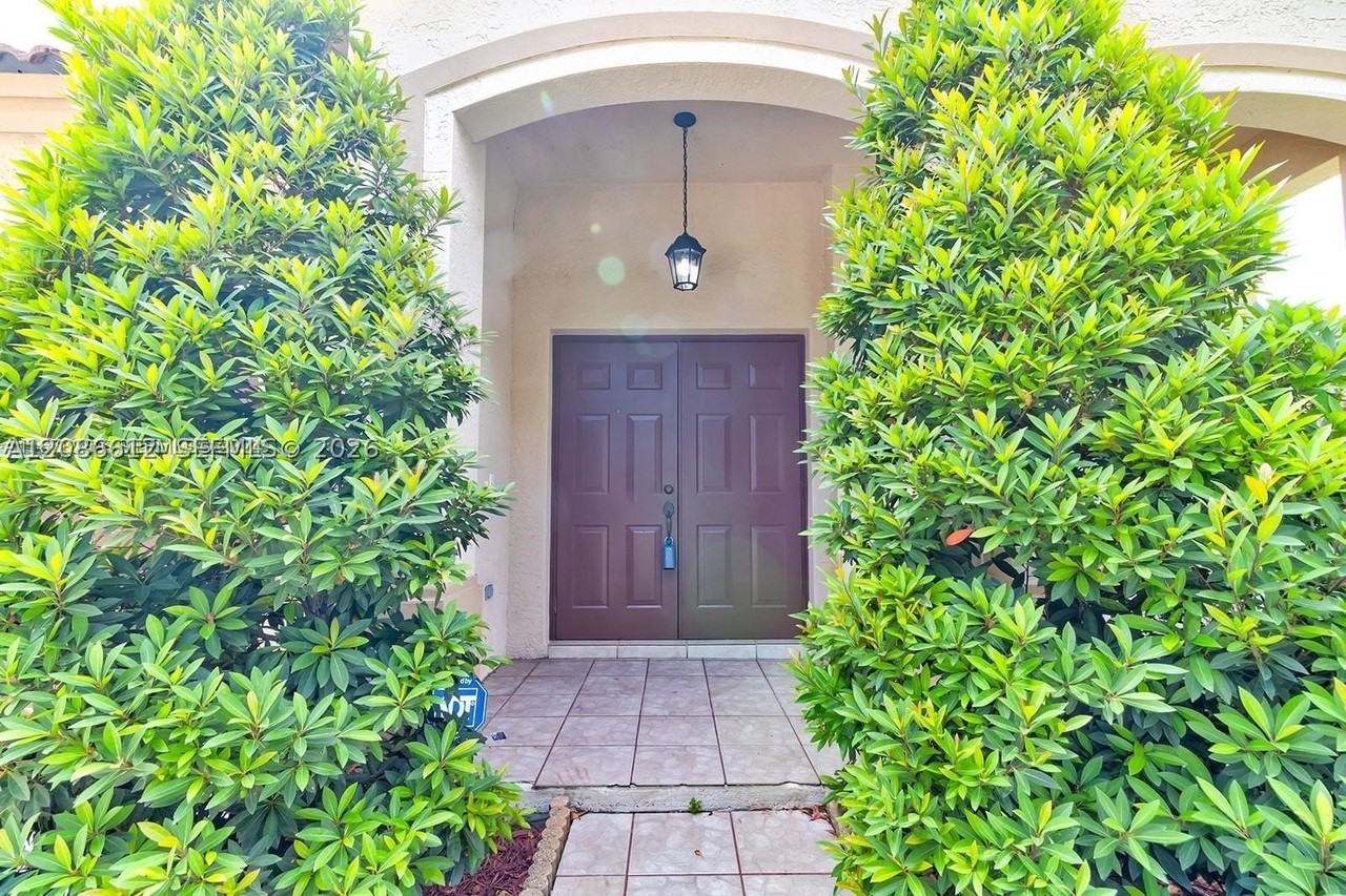 21222 Sw 88th Pl - Photo 4 of 48