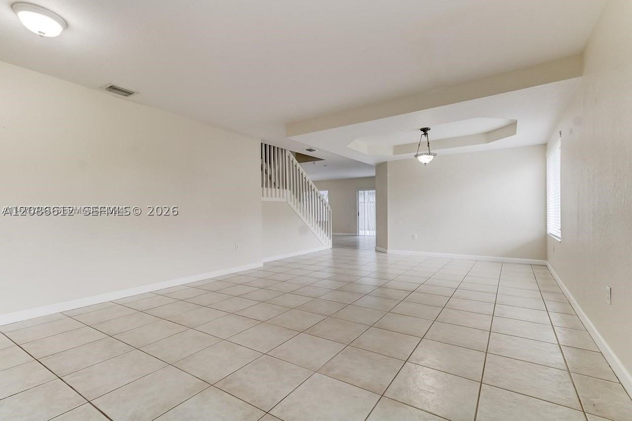 21222 Sw 88th Pl - Photo 7 of 48