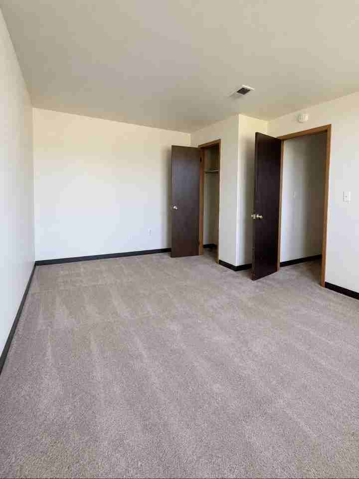 1735 Ohio Avenue - Photo 4 of 5
