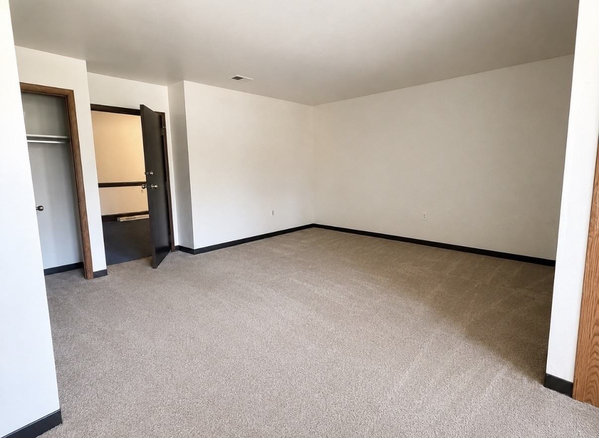1735 Ohio Avenue - Photo 5 of 5