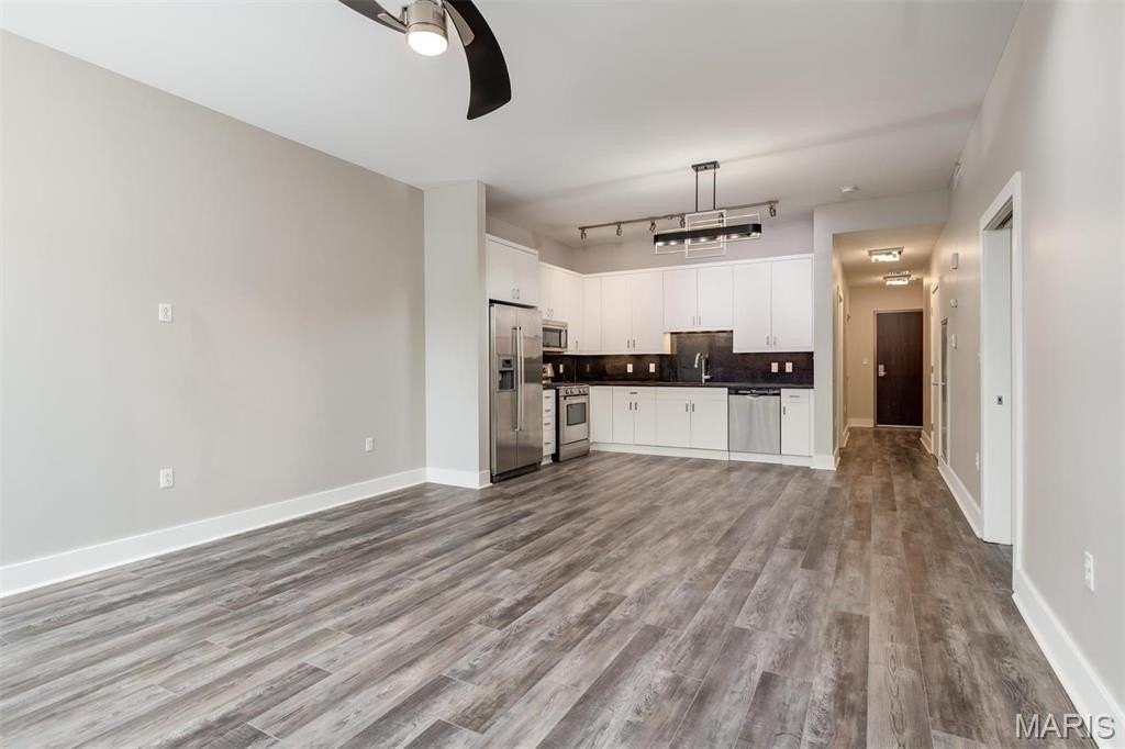 9 N Euclid Ave #302 - Photo 7 of 30
