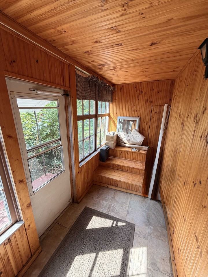 531 Eastern Ave Ne #AFL1 - Photo 3 of 19