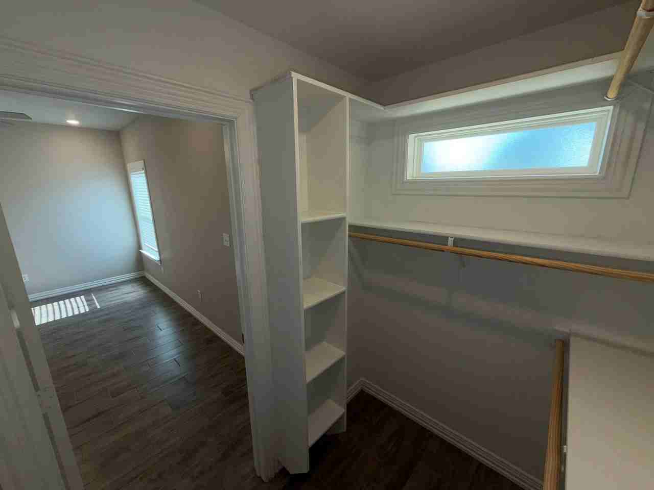 3326 Fenway Cir - Photo 2 of 13