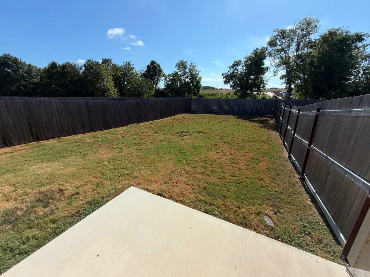 3326 Fenway Cir - Photo 5 of 13