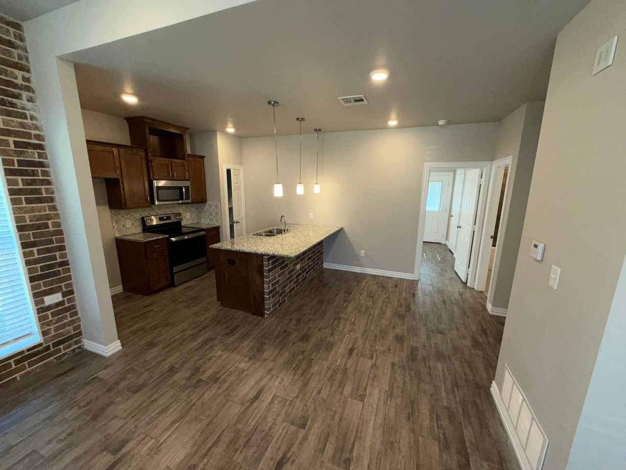 3326 Fenway Cir - Photo 7 of 13