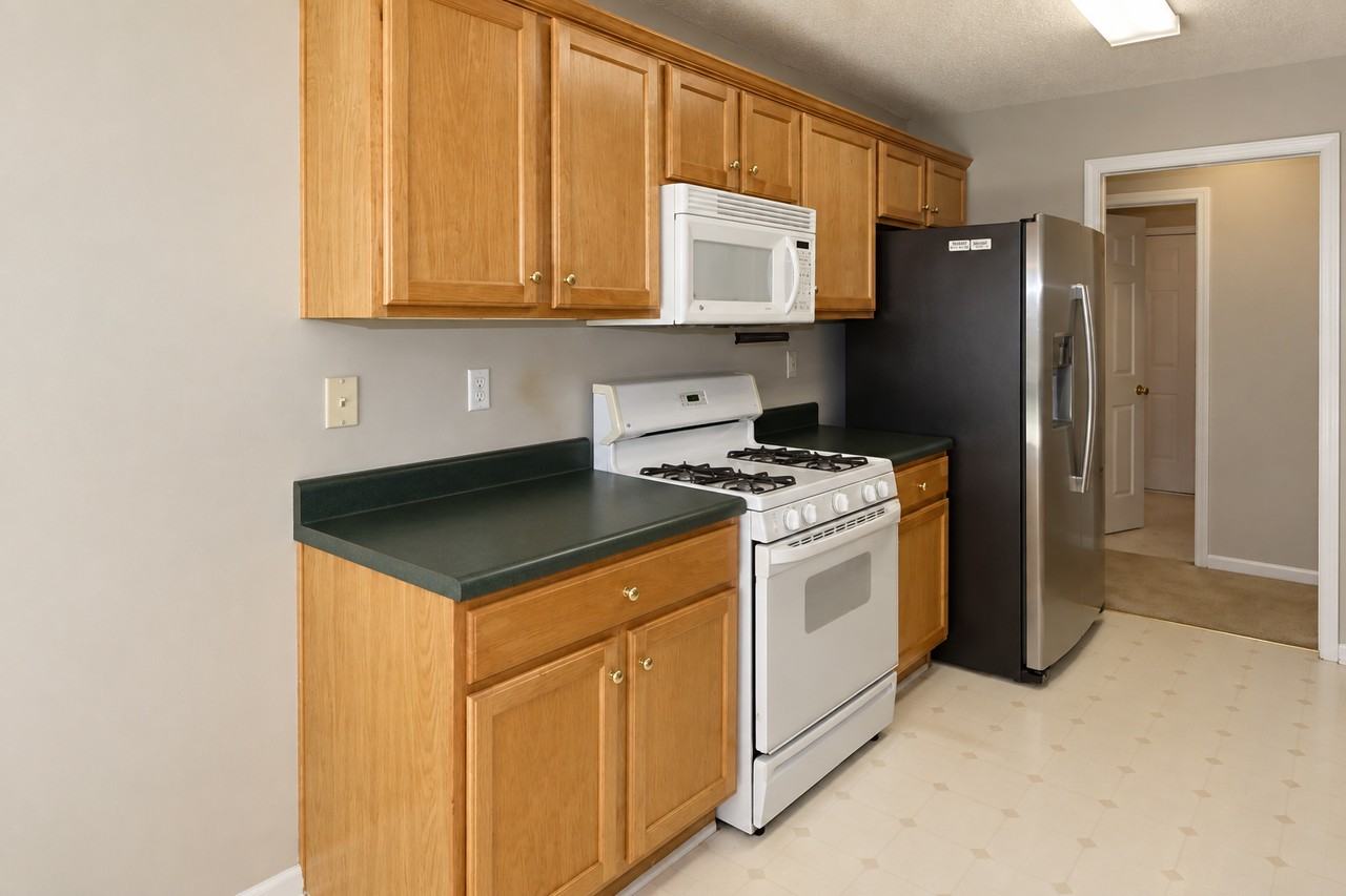 227 Westwind Dr #1 - Photo 7 of 16