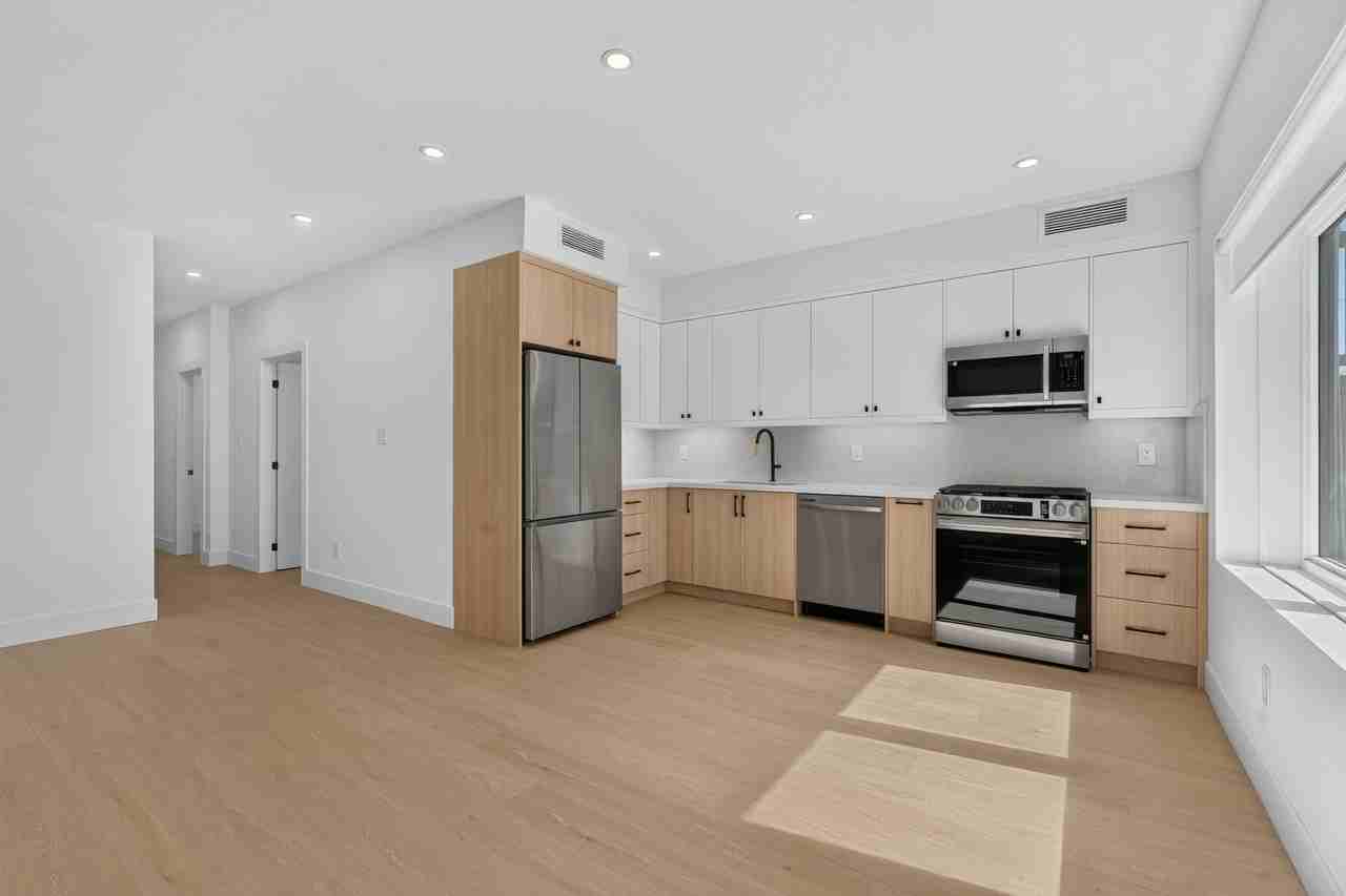 96 Belgravia Avenue #101 - Photo 2 of 25