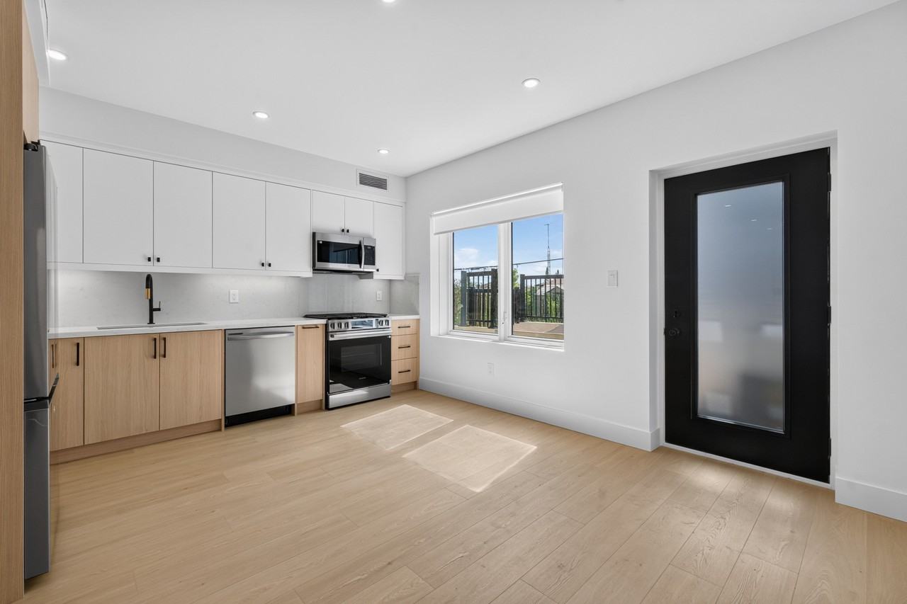 96 Belgravia Avenue #101 - Photo 6 of 25