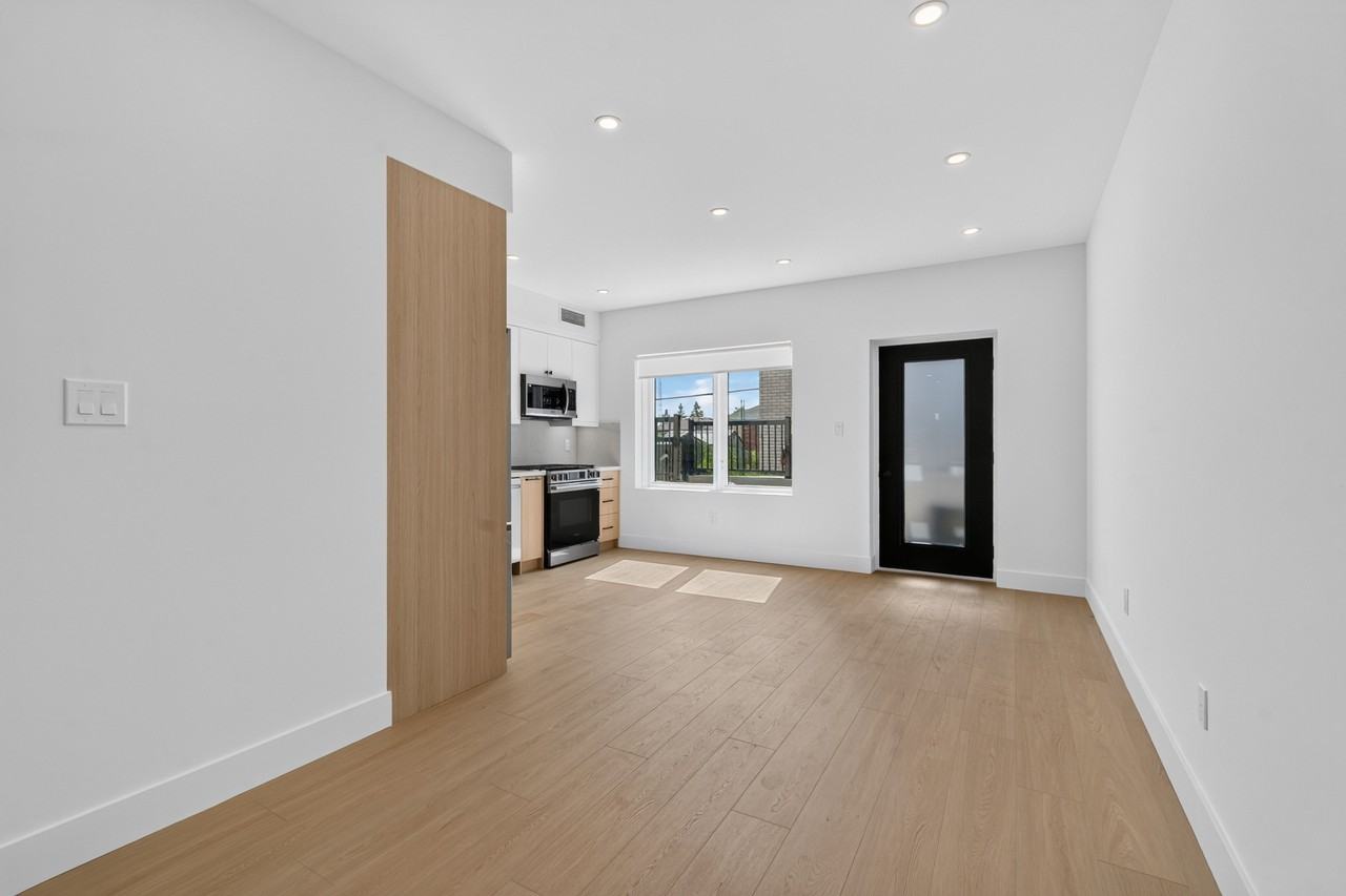 96 Belgravia Avenue #101 - Photo 3 of 25