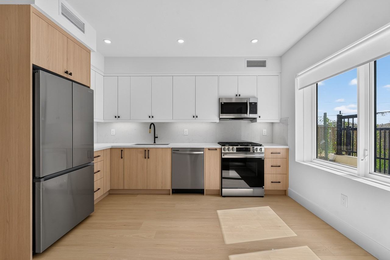 96 Belgravia Avenue #101 - Photo 5 of 25