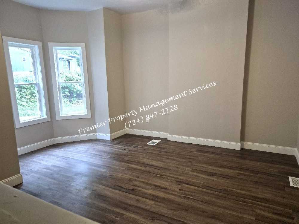 3304 N 32nd Ave #1 - Photo 2 of 27