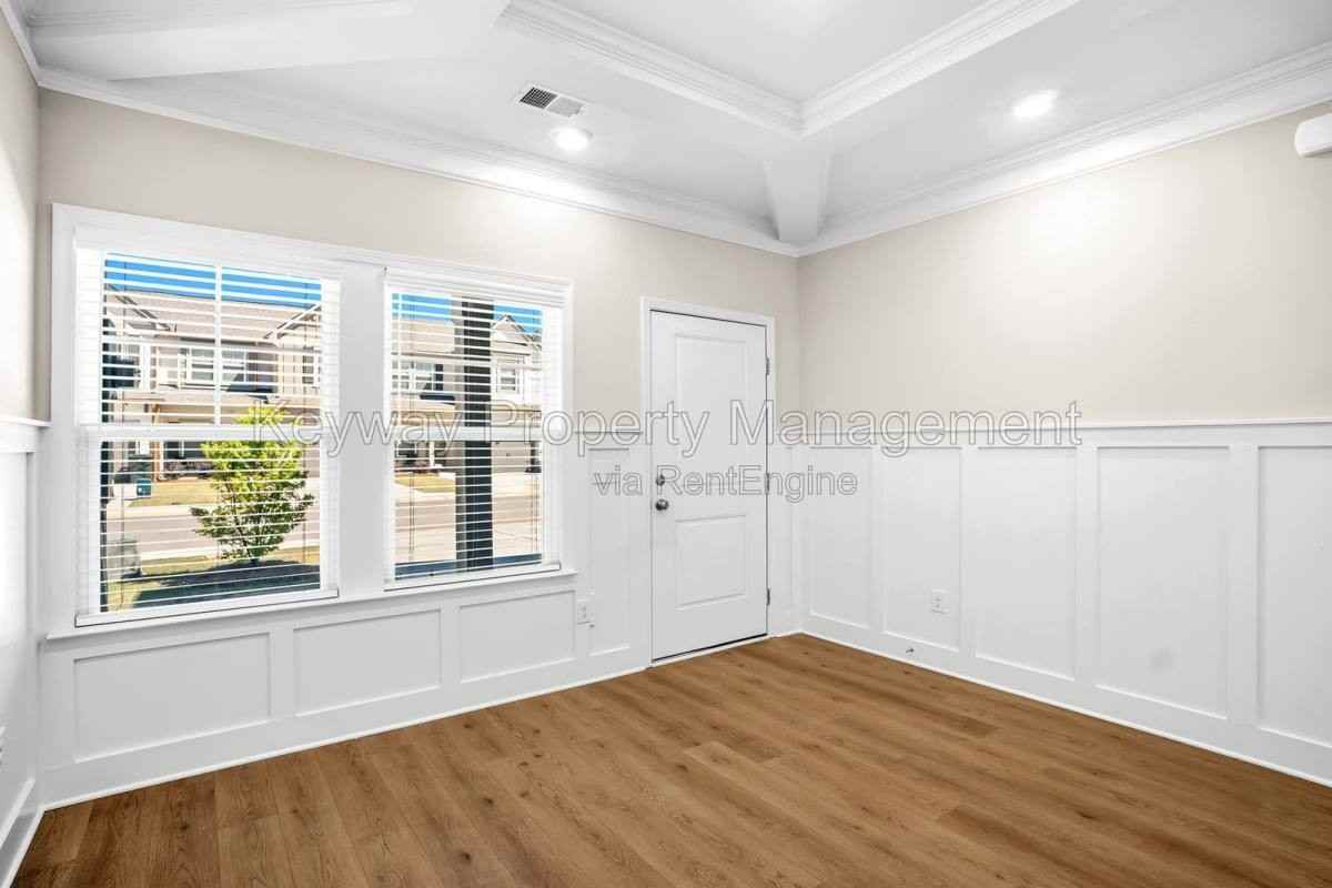 712 Bronze Way - Photo 5 of 20