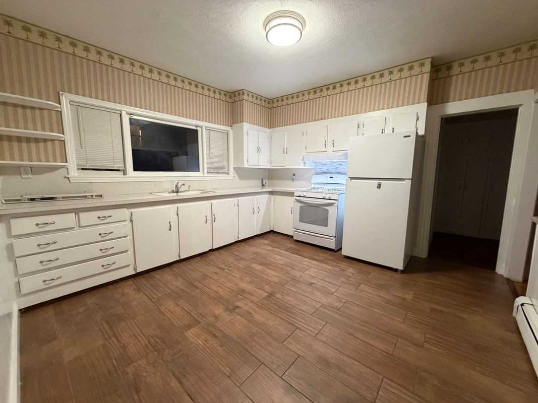 61 Sterling St ##2 - Photo 4 of 4