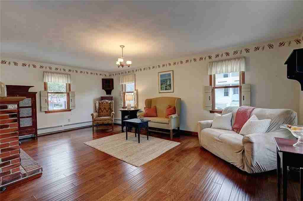 86 Washington St - Photo 4 of 14