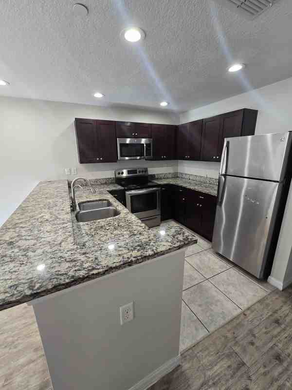 168 Bowie Ln ##101 - Photo 6 of 6