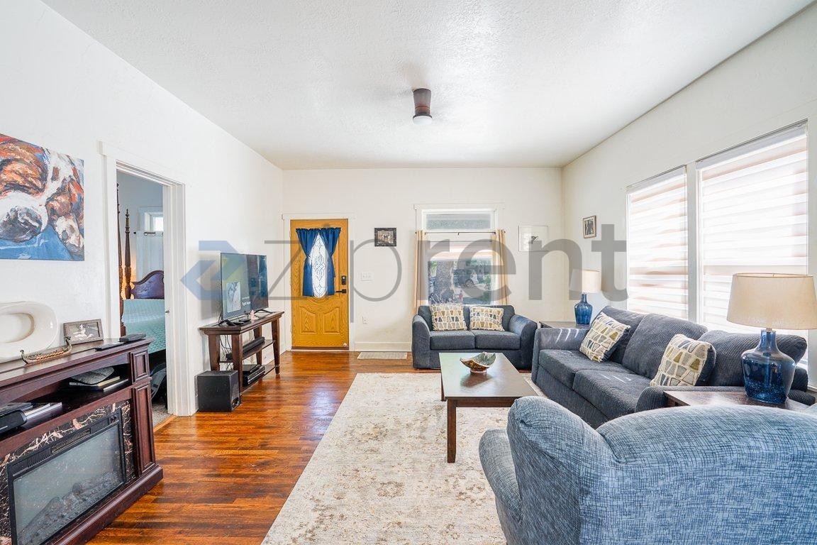 2719 Madison Ave #A - Photo 6 of 25