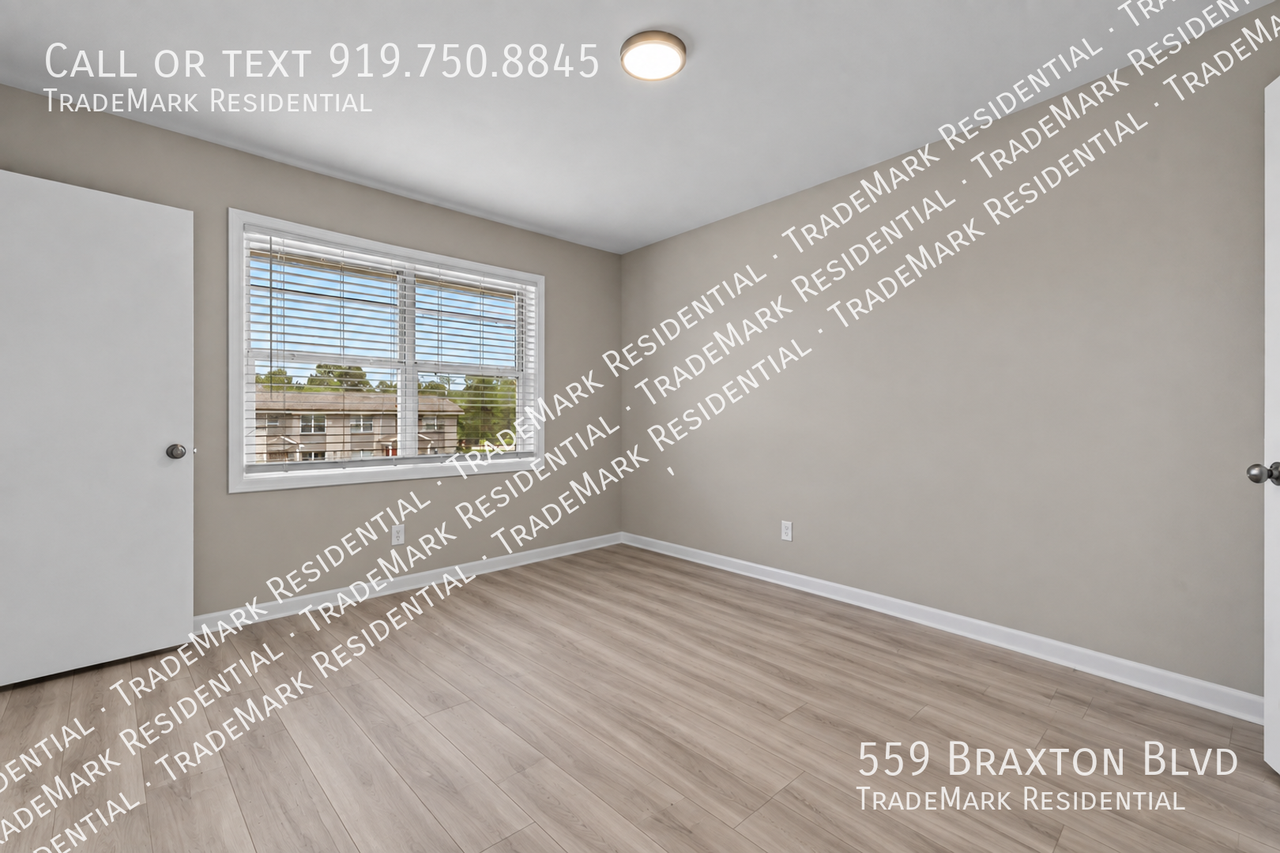 559 Braxton Blvd - Photo 5 of 19
