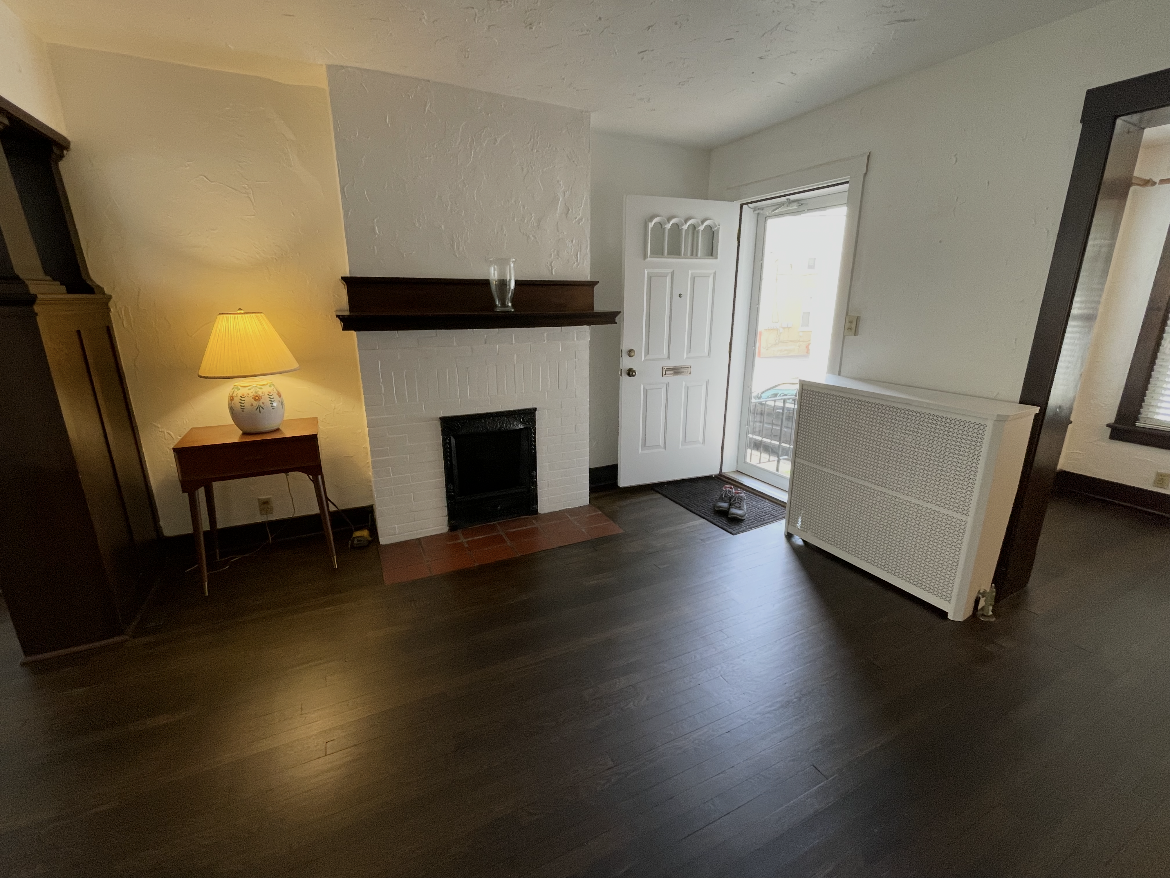 511 S Graham St #TH - Photo 2 of 10