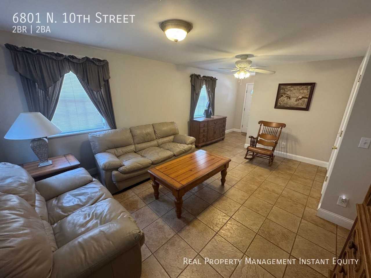 6801 N 10th St - Photo 3 of 21