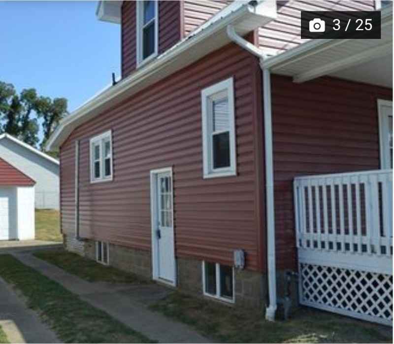 1003 28th St - Photo 2 of 9