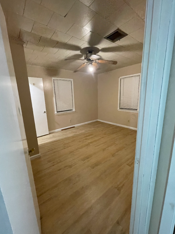 204 Tennessee St - Photo 6 of 15
