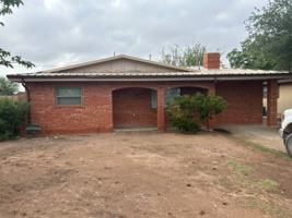 featured image of 3211 Delano Ave