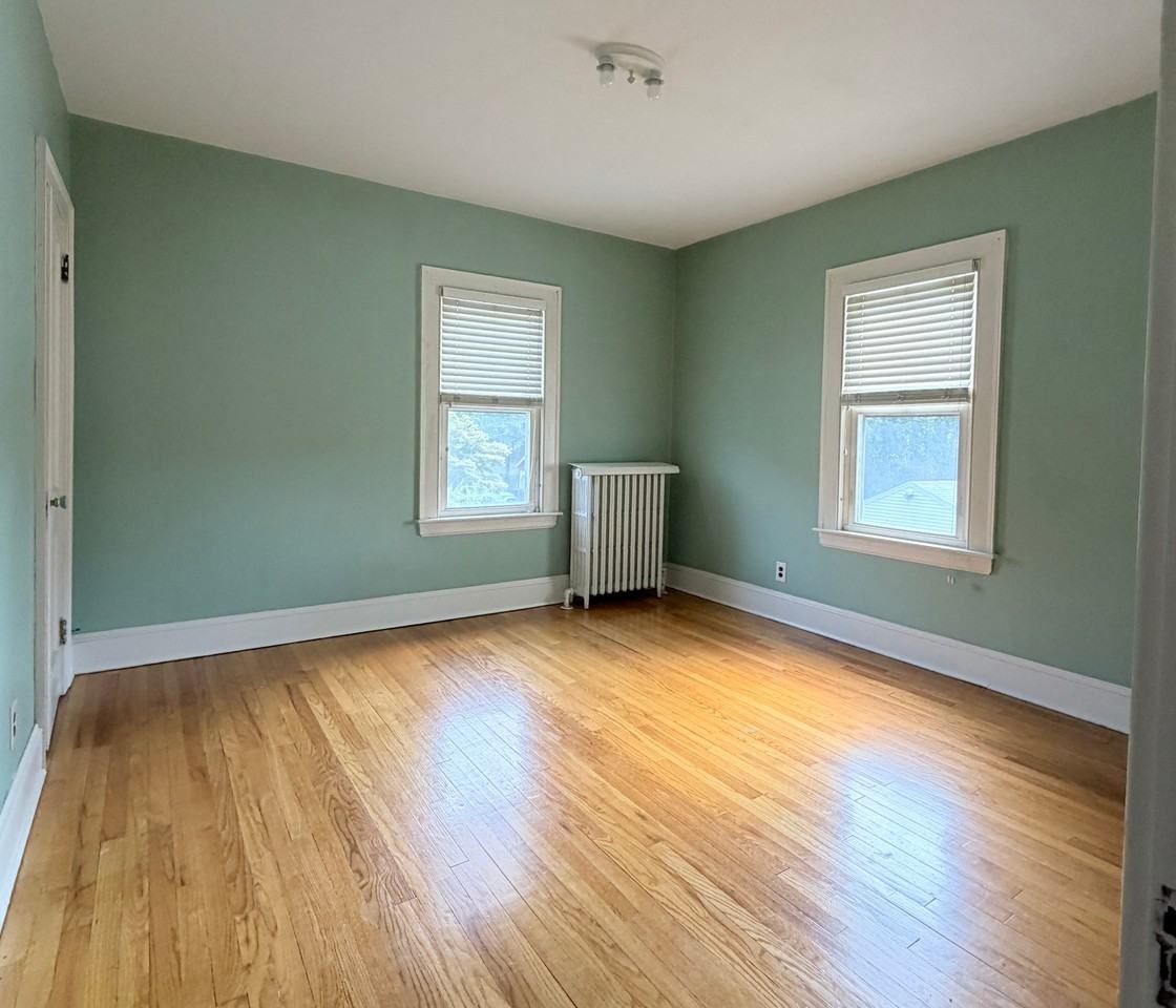118 Cambridge St #2ndFL - Photo 5 of 10