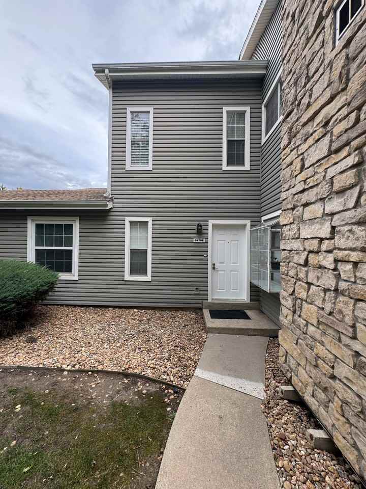 8470 Everett Way #E - Photo 2 of 19