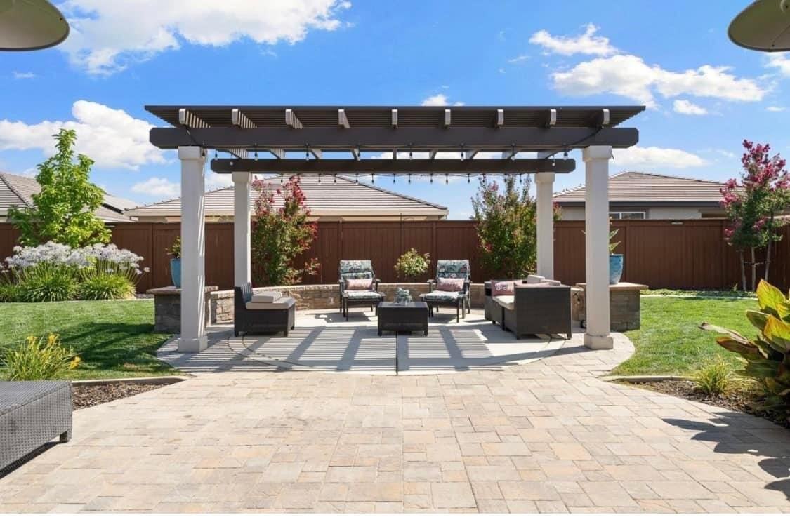 2118 Iberian Ct - Photo 6 of 8