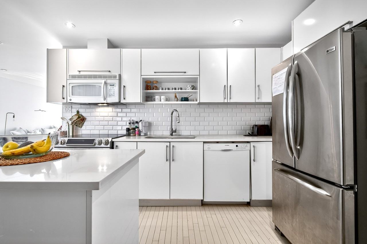 3850 Rue Saint-André - Photo 2 of 17