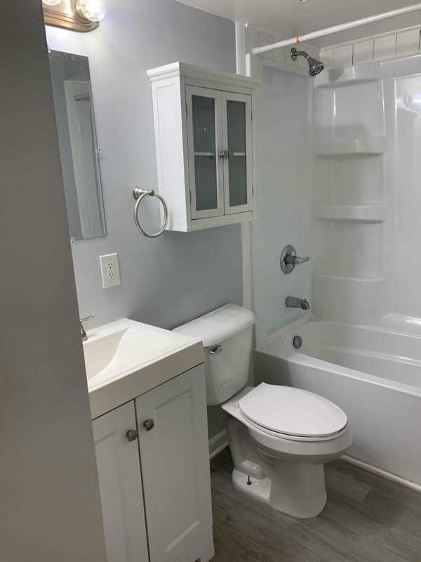 185 E Home St #B - Photo 4 of 9
