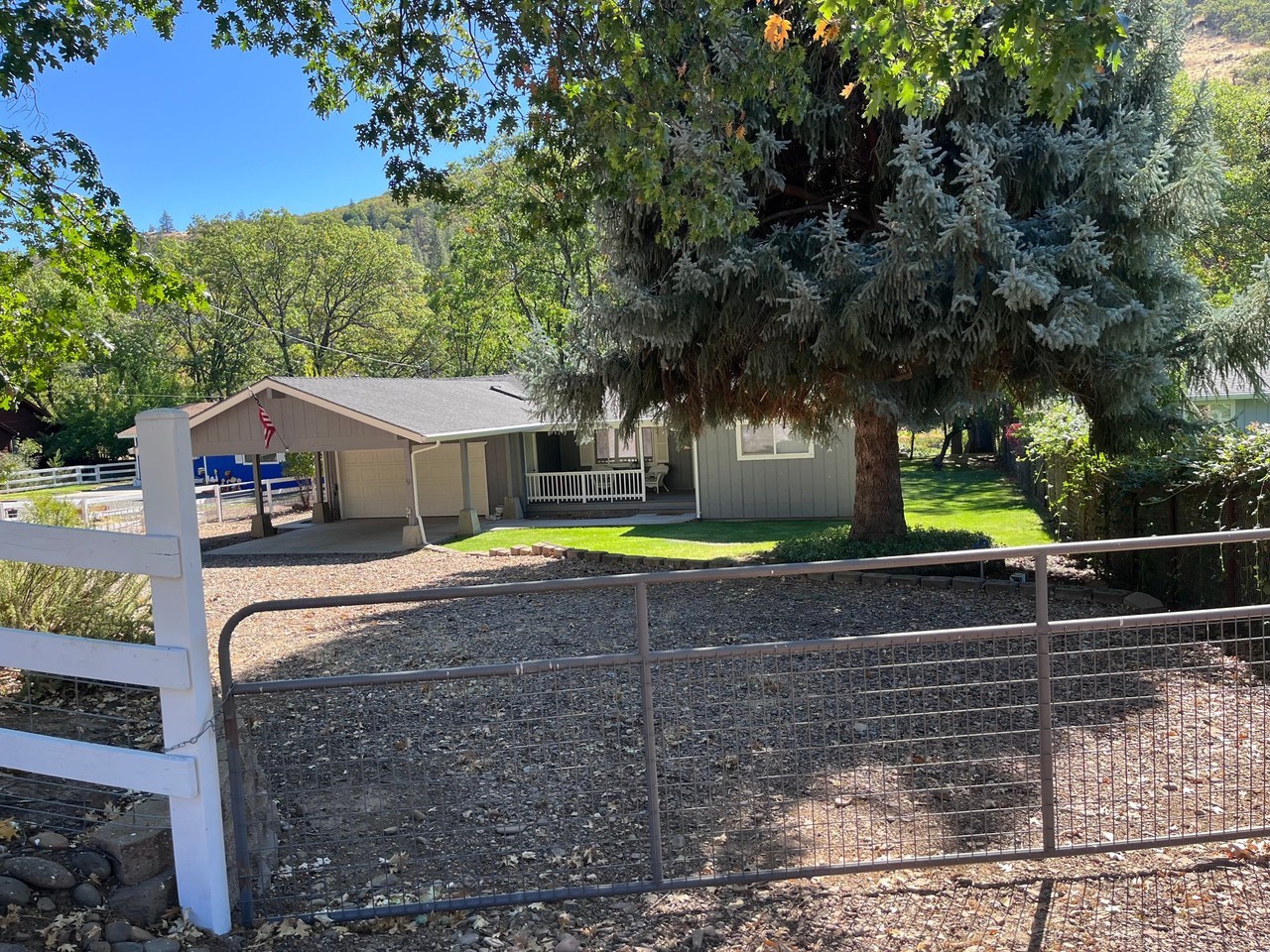 27820 Quail Ln - Photo 2 of 17