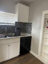 608 W Fox St - Photo 1 of 1