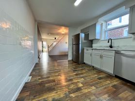 1907 Howland St - Photo 1 of 1