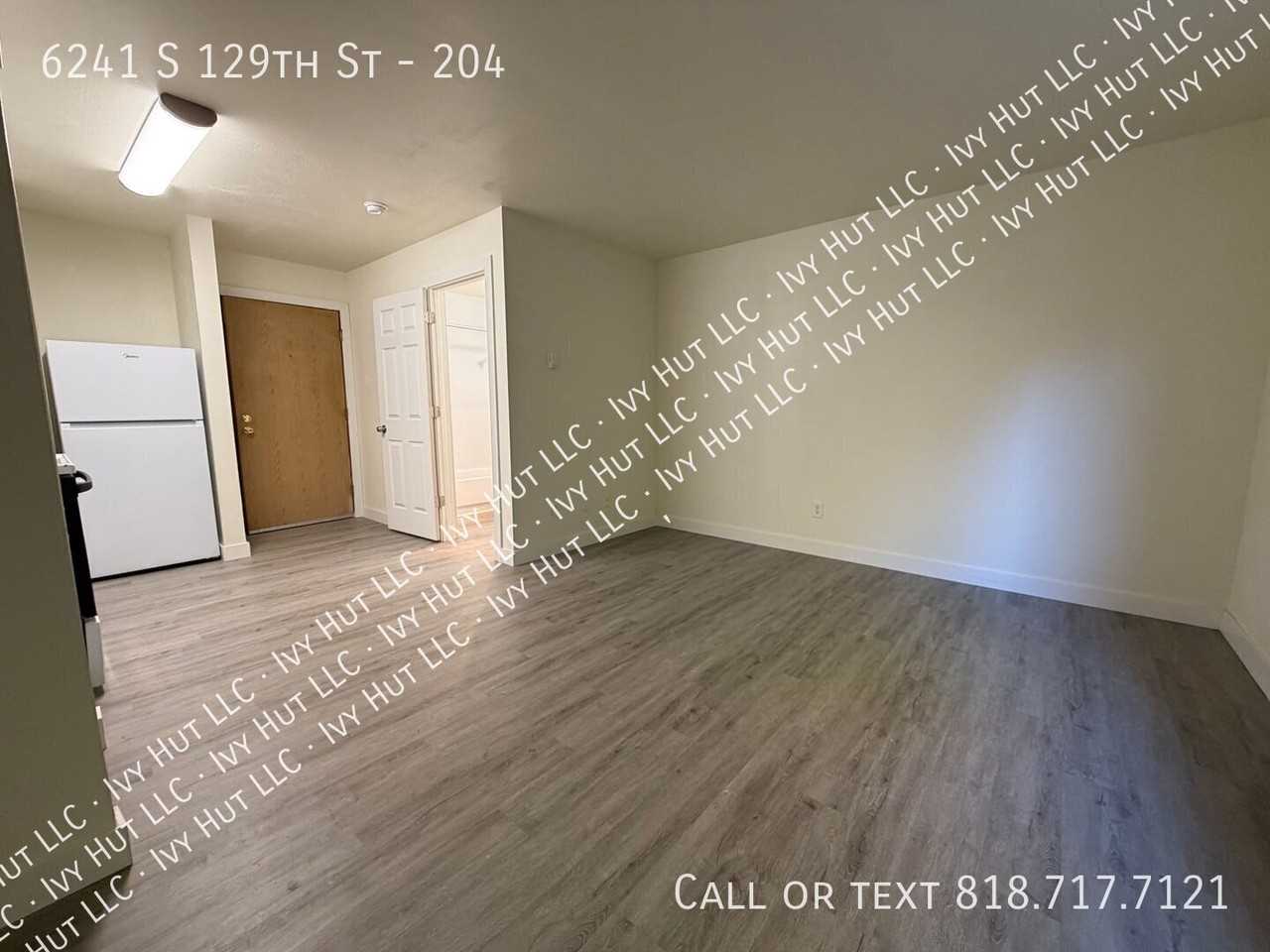 6241 S 129th St #204 - Photo 6 of 9