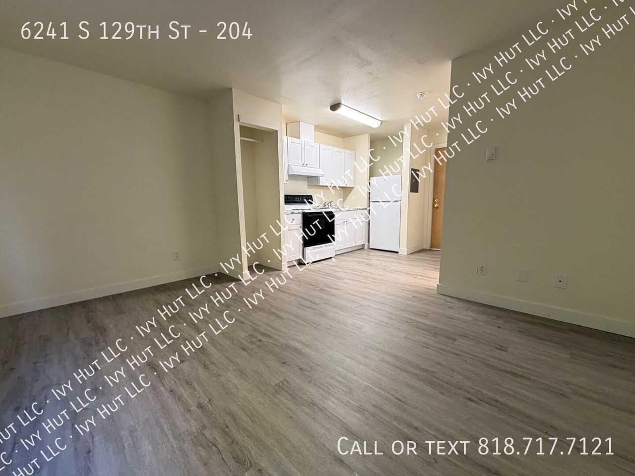 6241 S 129th St #204 - Photo 7 of 9
