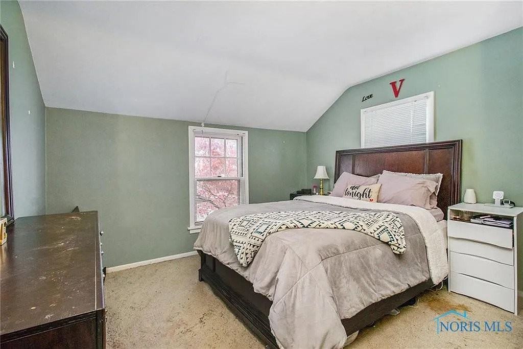 4348 Lyman Ave - Photo 6 of 14