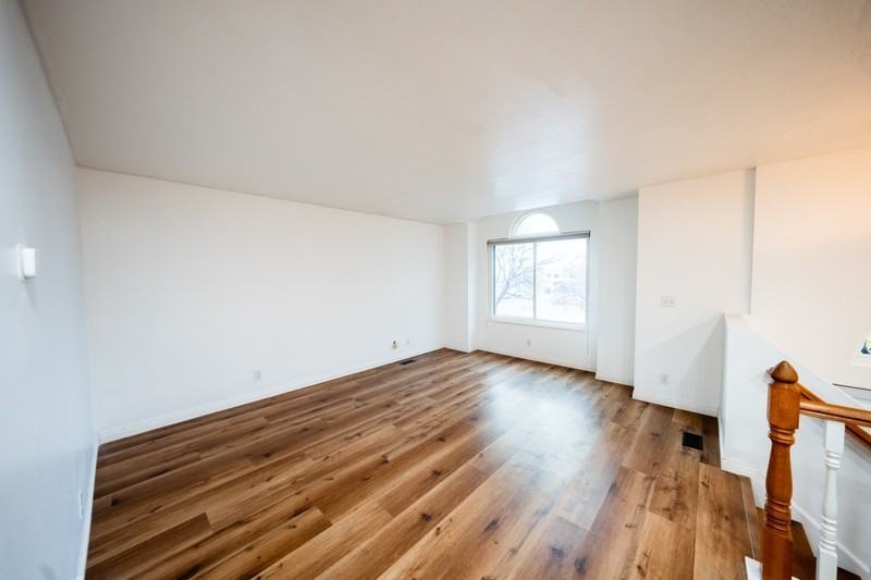 1867 S Main St - Photo 2 of 10