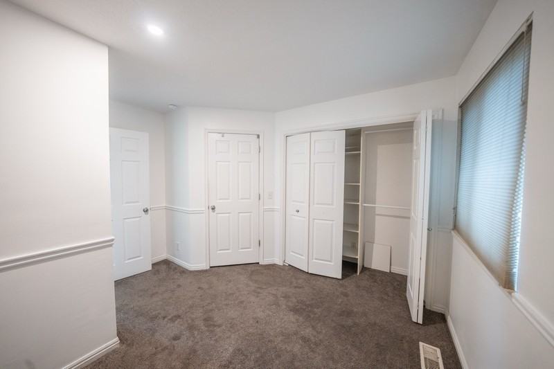 1867 S Main St - Photo 6 of 10