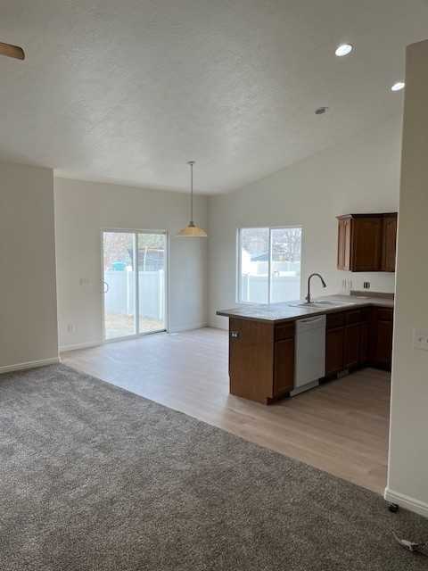 1815 E Independence Way - Photo 3 of 9