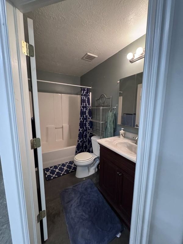 2000 E Rees Ln #1 - Photo 2 of 5