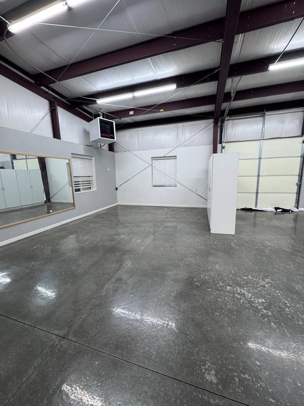 2000 E Rees Ln #1 - Photo 4 of 5