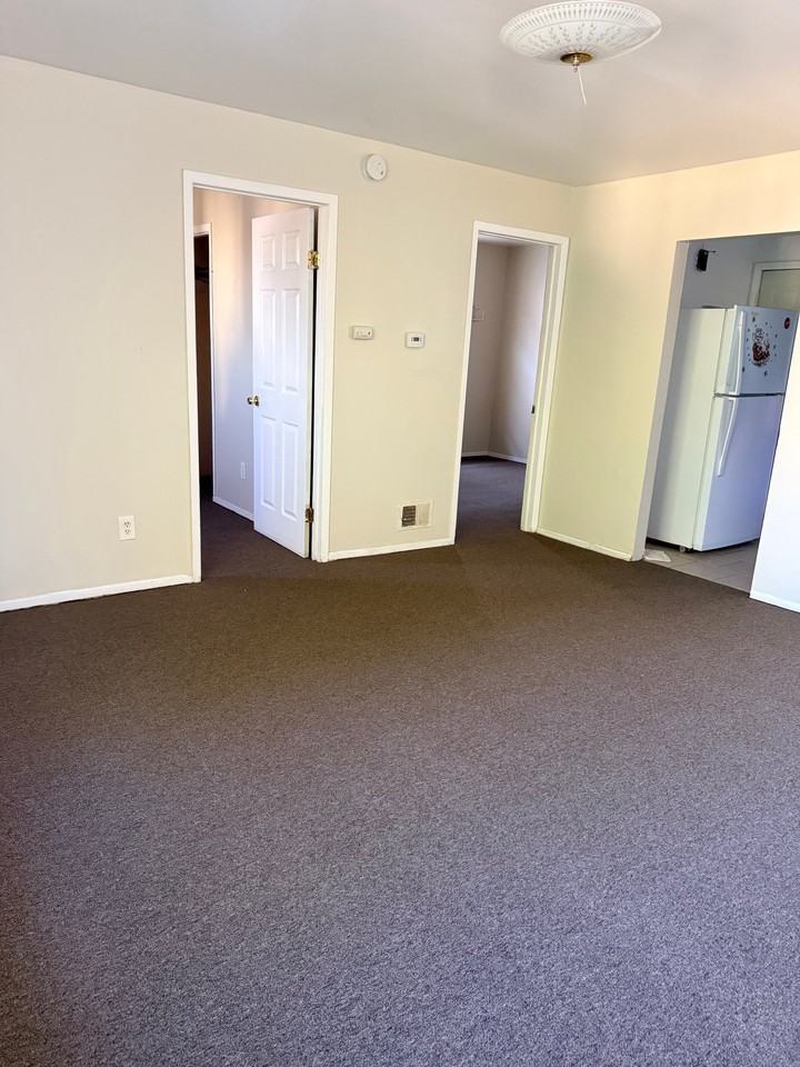 3320 Holbrook St #D - Photo 7 of 9