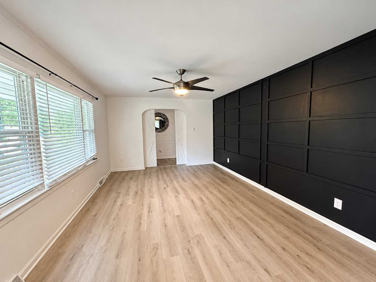 6620 Welch Dr - Photo 5 of 15